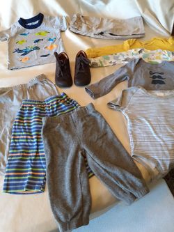 Baby boys cloths sz 6-12mths