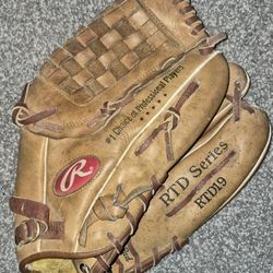 Rawlings Baseball Glove (Left Hand)