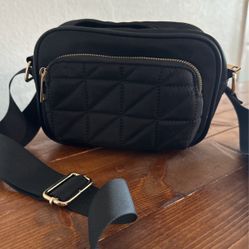 Black Purse 