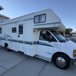 2000 Itasca Spirit 27 Ft 20k Miles In Excellent Condition. 