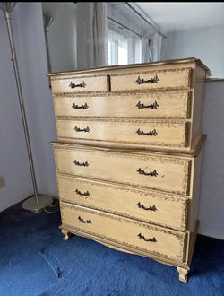 dresser