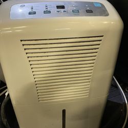 Dehumidifier 