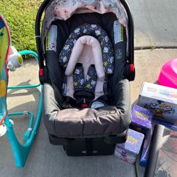 Graco Car seat 
