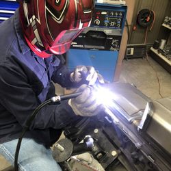 Hiring Tig Welder/ Se Busca Soldador De Tig