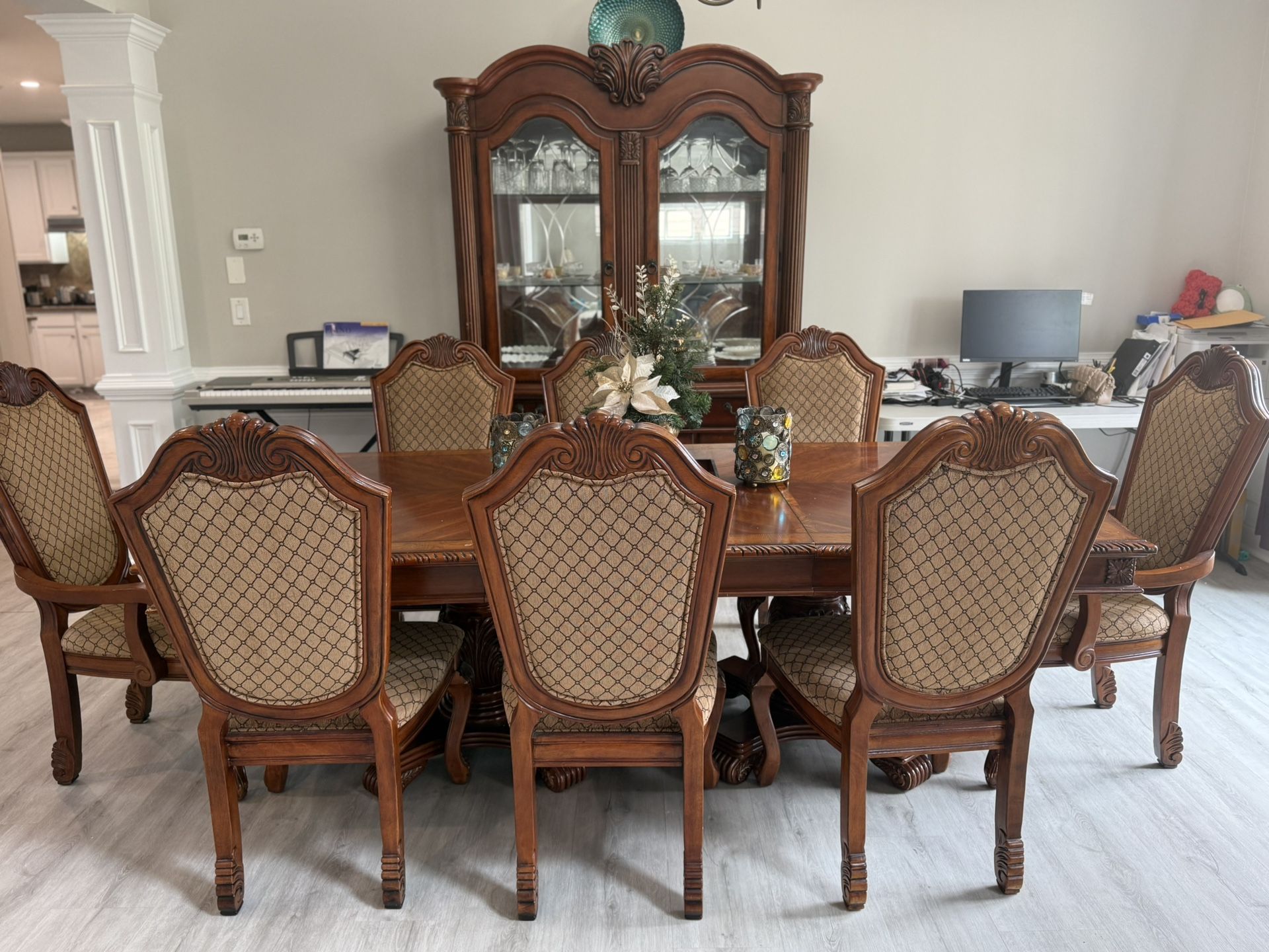 Dining Table With 8 Chairs And China Cabinet