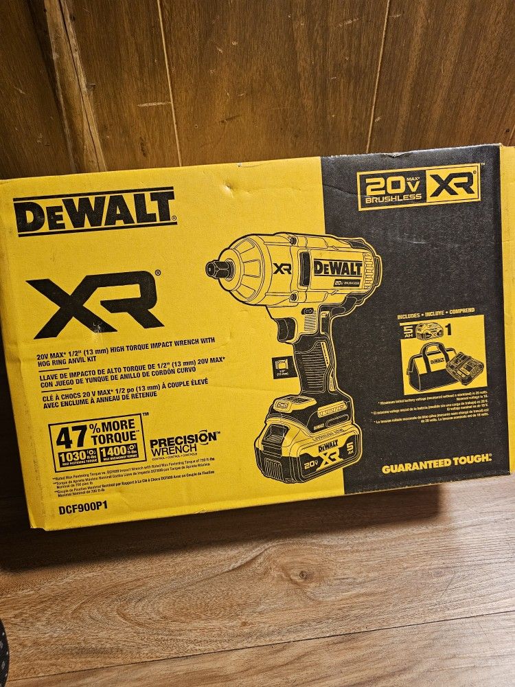 DEWALT 20VMAX XR BRUSHLESS-1/2" HIGH TORQUE IMPACT WRECH 1400LB SPEED WITH HOG RING ANVIL KIT BRAND NEW 