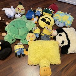 LARGE BAG PLUSHIES AND PILLOWS BUNDLE