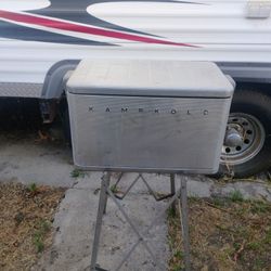 Vintage Ice Chest 