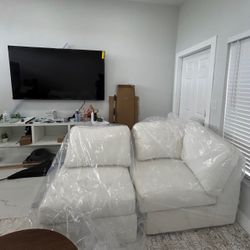 Modern White 2-Piece Couch – Performance Fabric, Washable Covers – Brand New