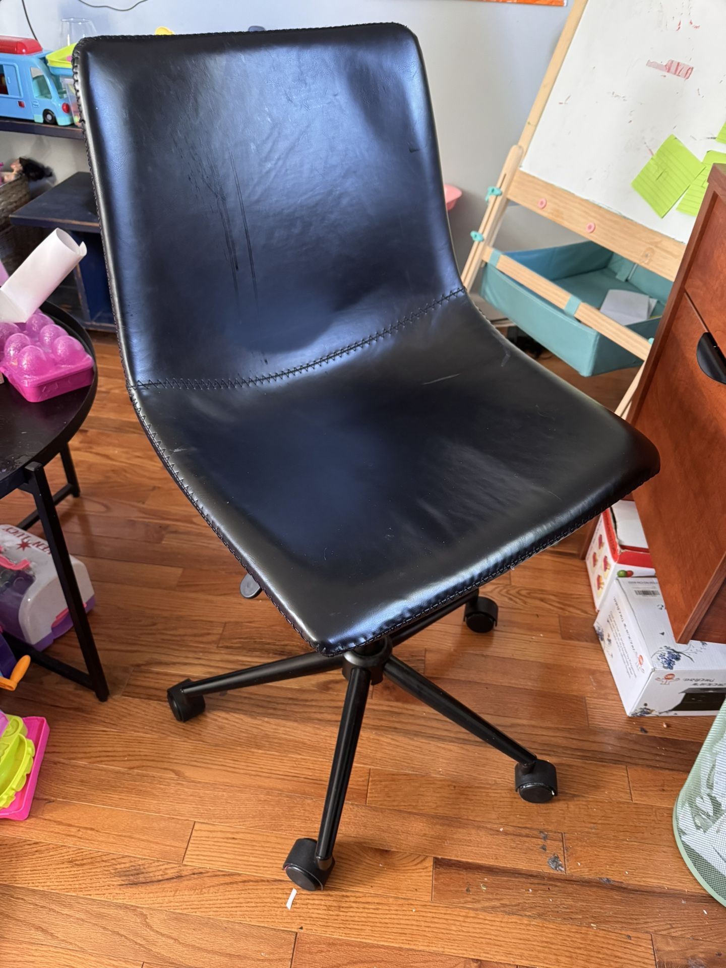 Desk Chair - Black Leather, EXCELLENT Condition!