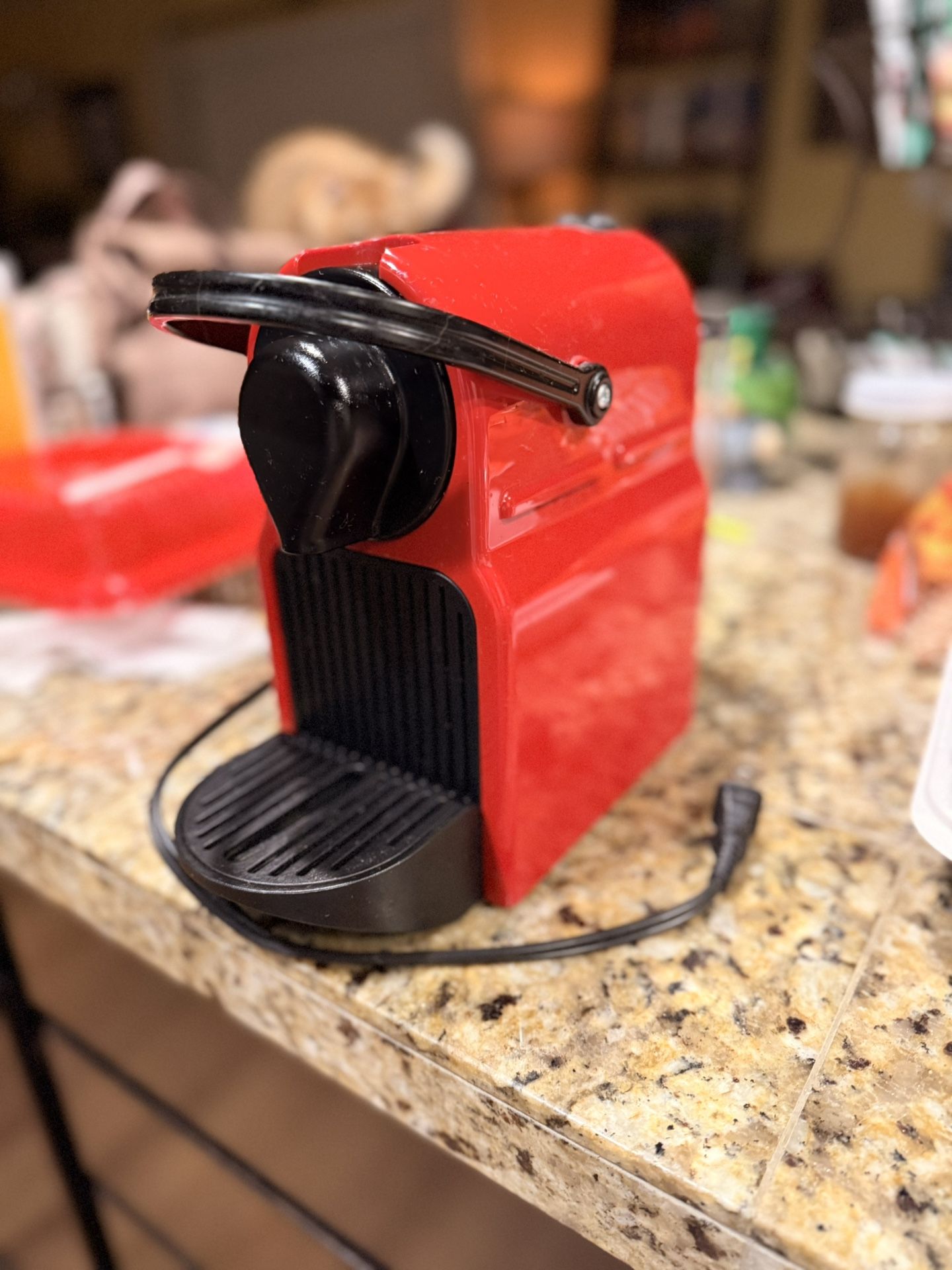 Nespresso Inissia (Older Generation) + Pods