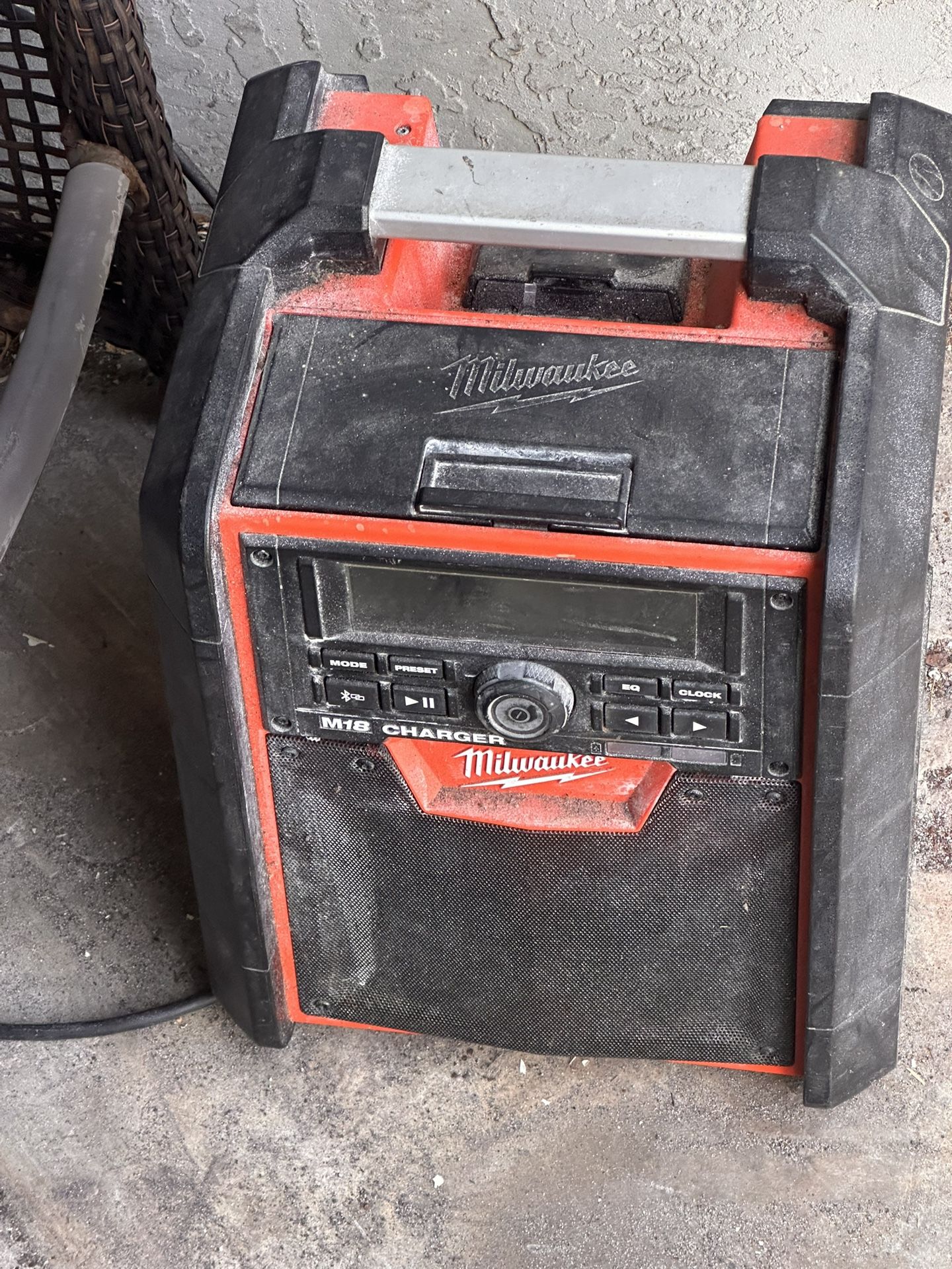 Milwaukee Bluetooth Radio