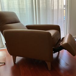Recliner West Elm Auburn New
