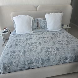Beautiful king size bed