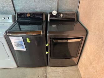 LG TOP LOAD WASHER & GAS DRYER SET