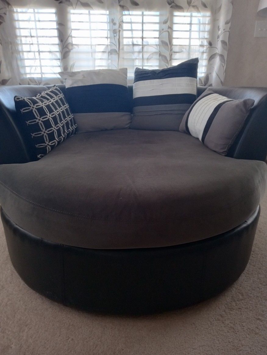 Oversized Swivel Chair