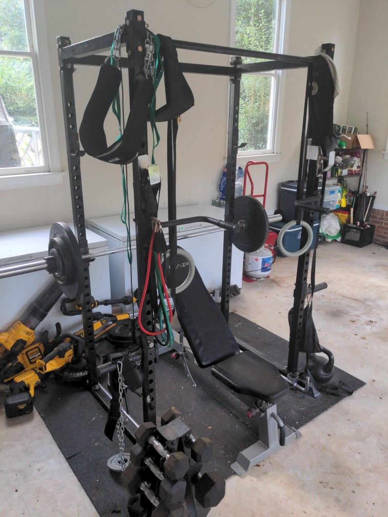 Squat Rack With Bench And Dip Bars