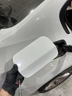 White Fuel Gas Tank Door Cover Caps Filler Lid Cover for 2012-17 BMW F30 328i, 330i, 335i, 340i