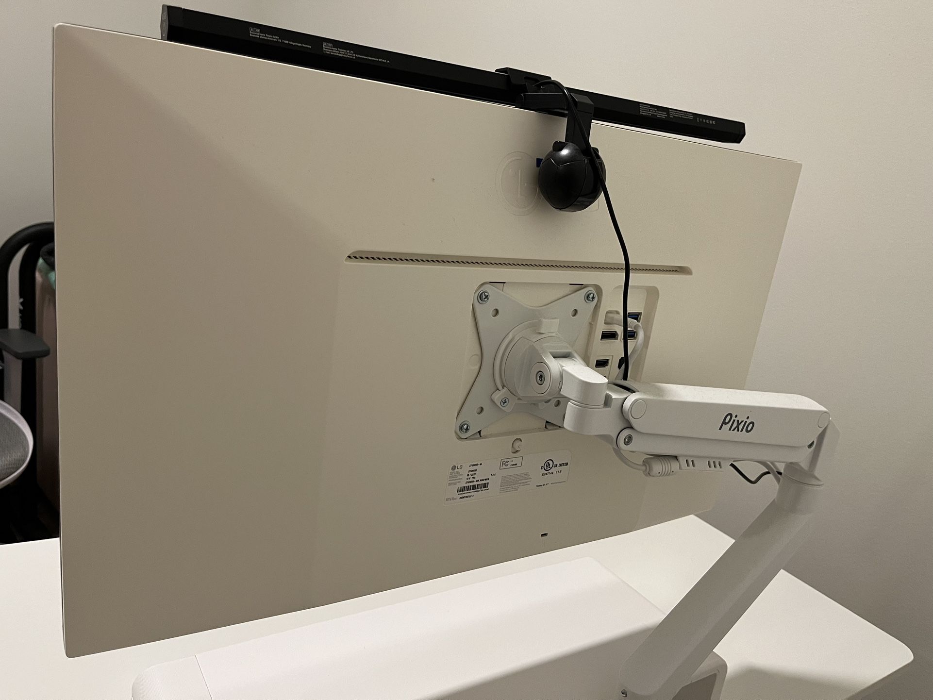 Pixio Monitor Arm Stand Mount, White