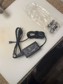 HP 65W USB-C LC Power Adapter