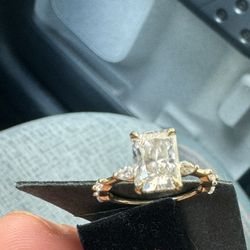 2.02 Carat Labgrown Diamond Engagement Ring 