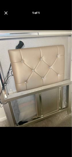 Light up twin bed