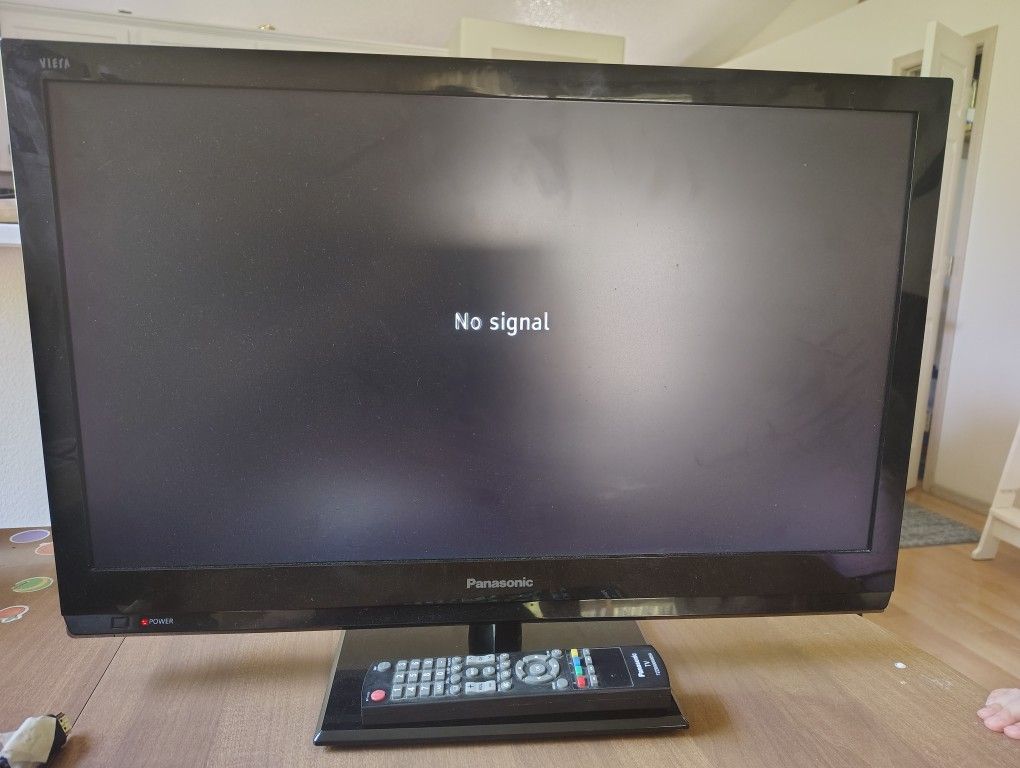 Panasonic 24-in LCD TV