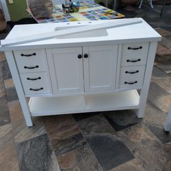 2 Matching 4ft White Bathroom Vanities 