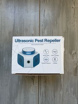 Ultrasonic pest repeller