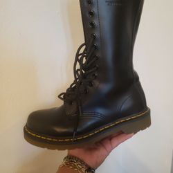 Dr. Martin Boots