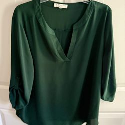 Green blouse with a touch of elegance #greenblouse Size xl