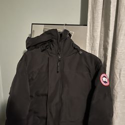 Mens Medium Parka Canada Goose Jacket