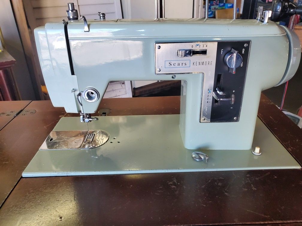 Kenmore 5151 in cabinet