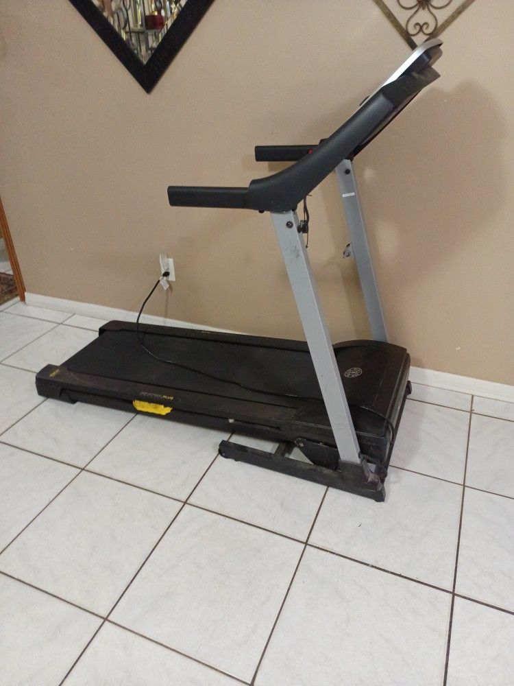 Gold Gym Treadmill Good Condition Work Fine $100