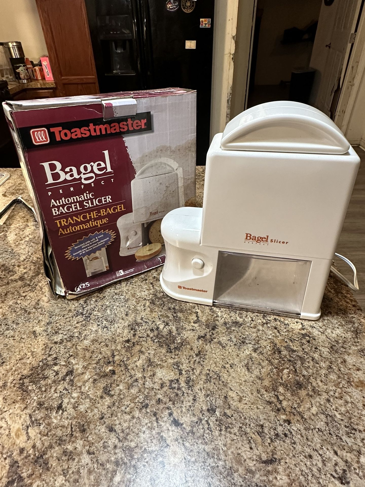 Toastmaster Automatic Bagel Sliver