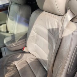 2002 Cadillac DeVille Grey Seats (Parts Category)