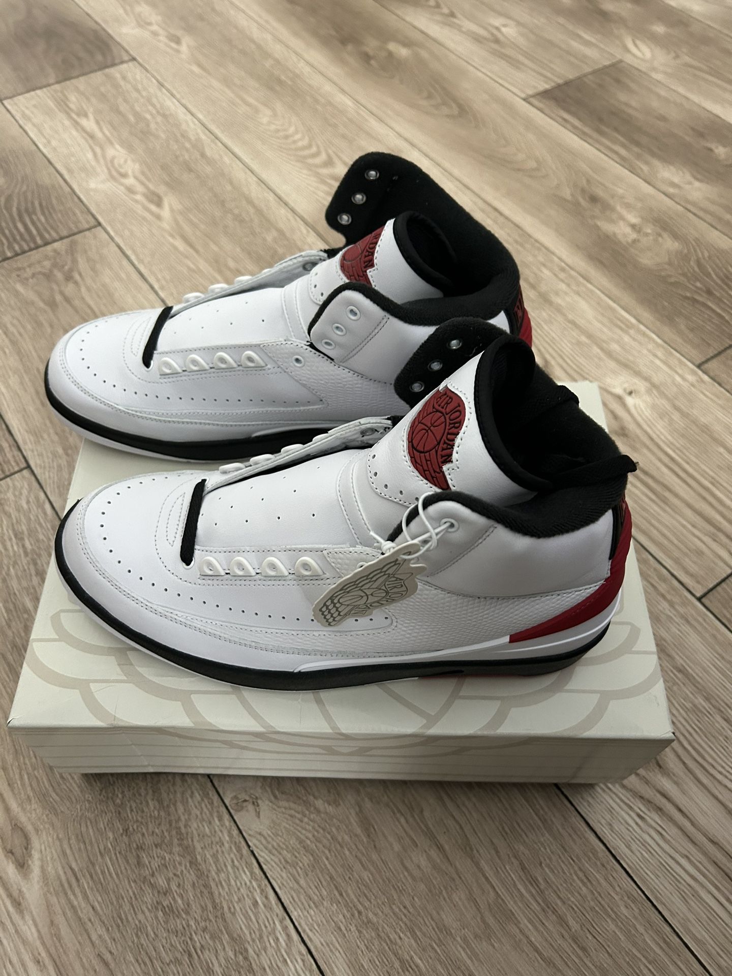 Jordan 2 Retro (Chicago) 2022