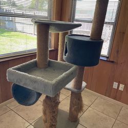 Cat tree