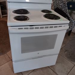 GE Stove 