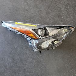 2019 2020 2021 Toyota Prius Headlight Part 