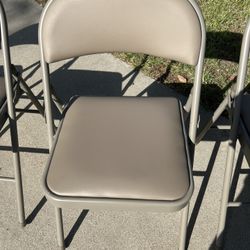 Cushioned Folding Chairs Beige 4 Pack