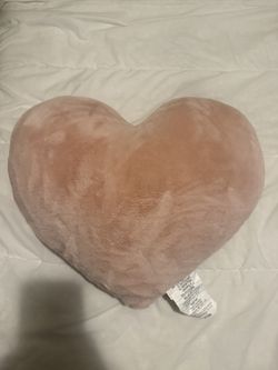 Pink Heart-Shaped Pillow – Soft & Aesthetic 💗 