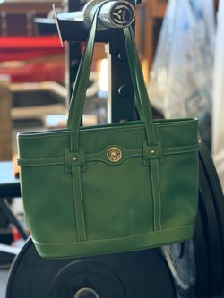 Dooney Bourke
