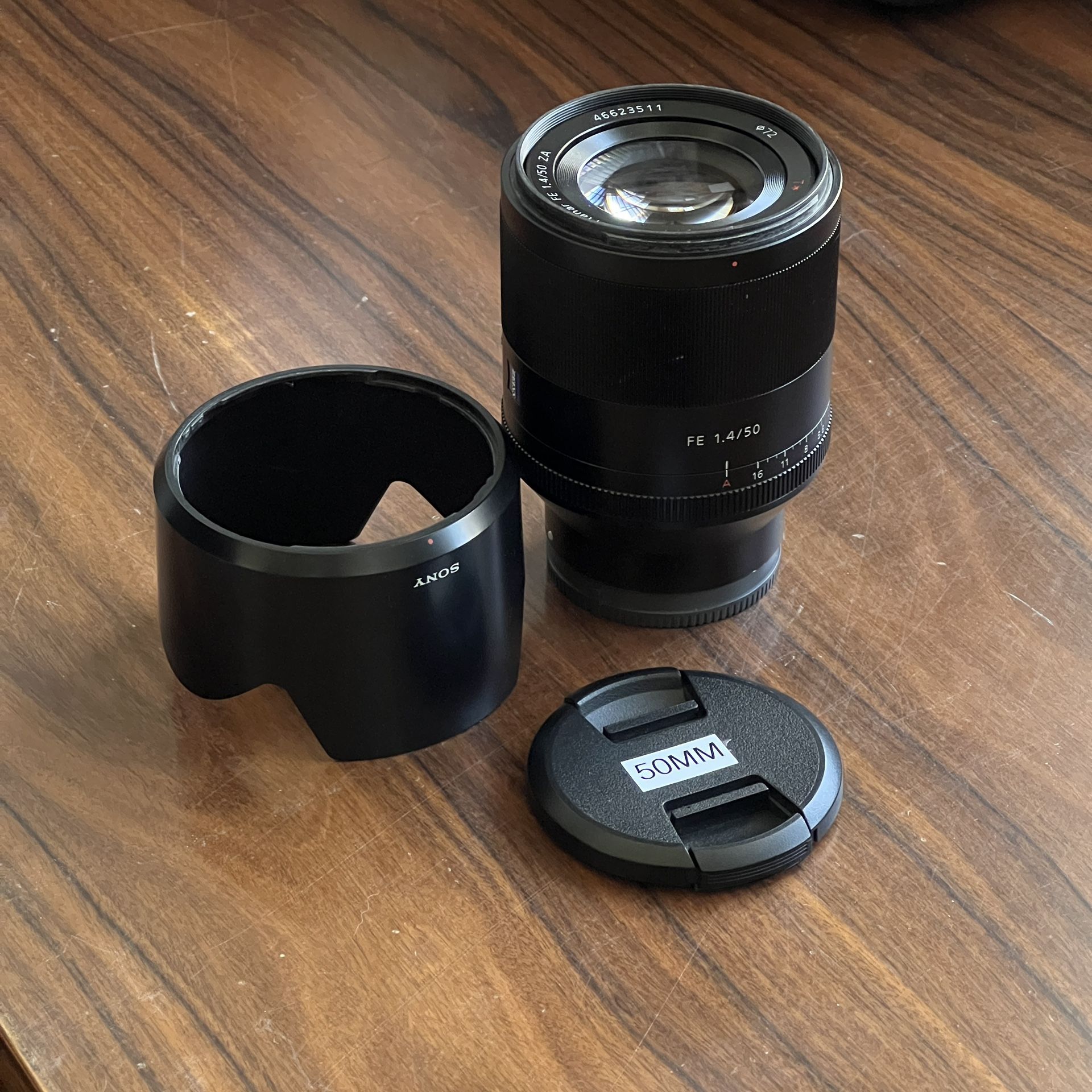Sony Planar 50mm f/1.4 Lens