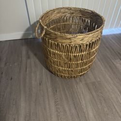 Living Room Blanket Basket 