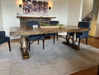 Pottery Barn Dining table