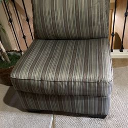Nice Comfy Chair In Excellent Condition 