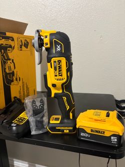 Dewalt oscillating multitool xr 3 speed