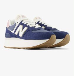 new balance Shoes Model 574+