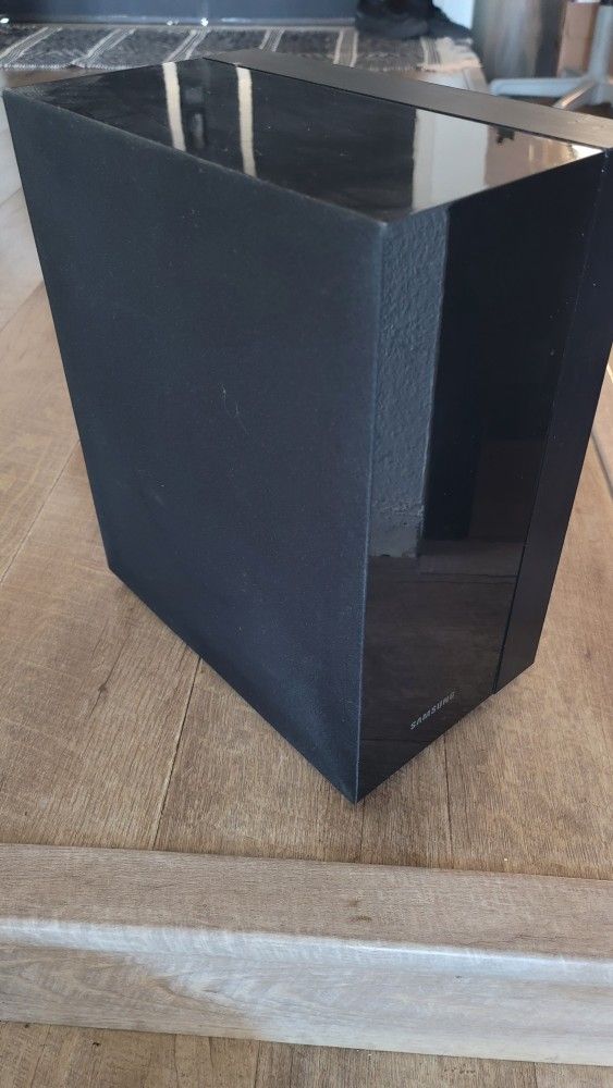 Samsung Wireless Bass